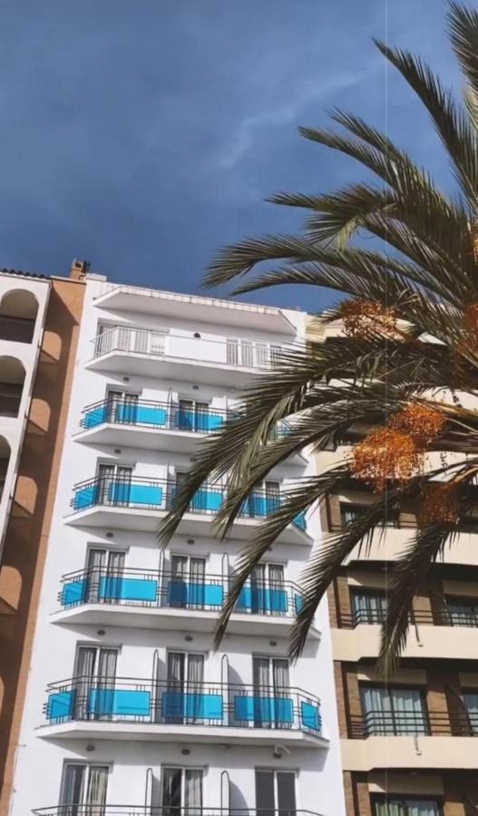 Hostal Mozaik Lloret Lloret de Mar Exterior photo